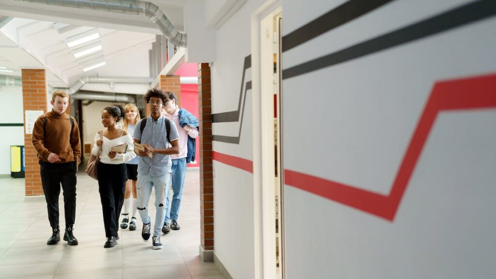 Installation audio écoles - couloirs